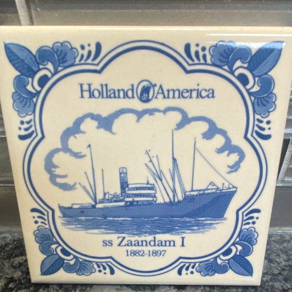 2 Pc HOLLAND AMERICA Porcelain Drink Coasters ss Noordam I, ss Zaandam I - Picture 3 of 11